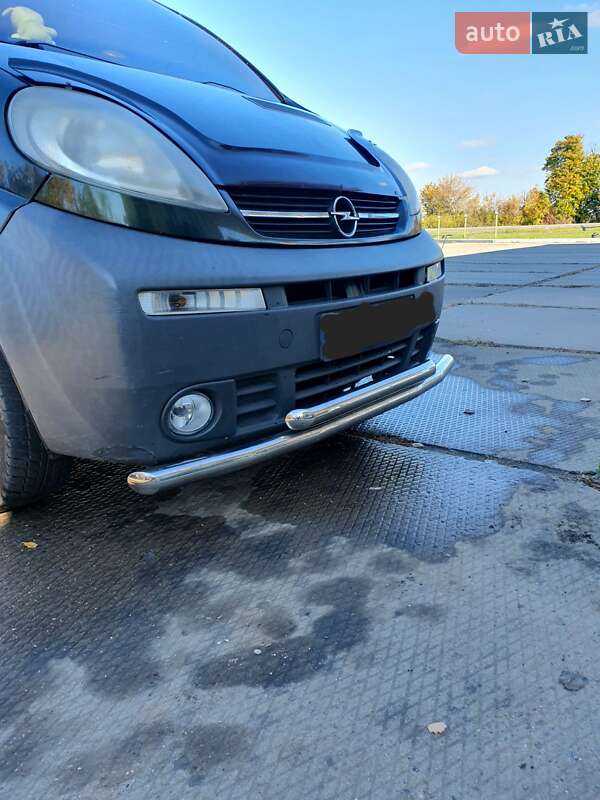 Минивэн Opel Vivaro 2002 в Одессе