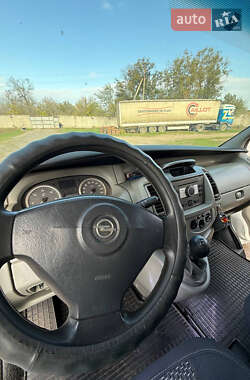 Грузовой фургон Opel Vivaro 2008 в  фото 2 Грузовой фургон Opel Vivaro 2008 в