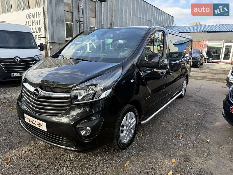 Мінівен Opel Vivaro 2016 в Одесі