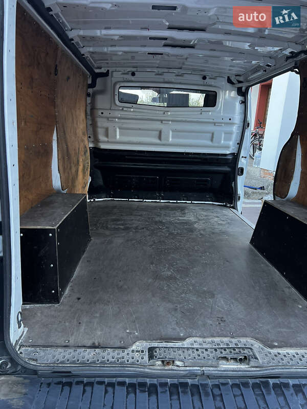 Грузовой фургон Opel Vivaro 2015 в Дублянах фото 8 Грузовой фургон Opel Vivaro 2015 в Дублянах