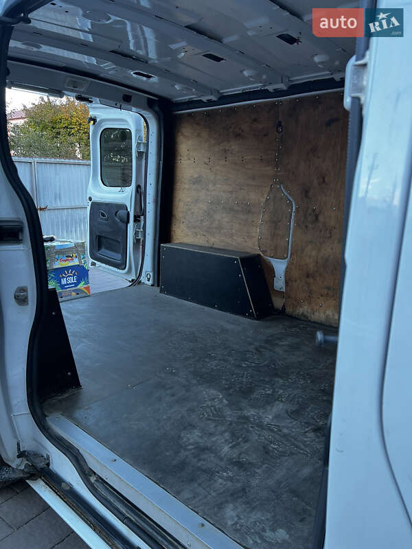 Грузовой фургон Opel Vivaro 2015 в Дублянах фото 9 Грузовой фургон Opel Vivaro 2015 в Дублянах