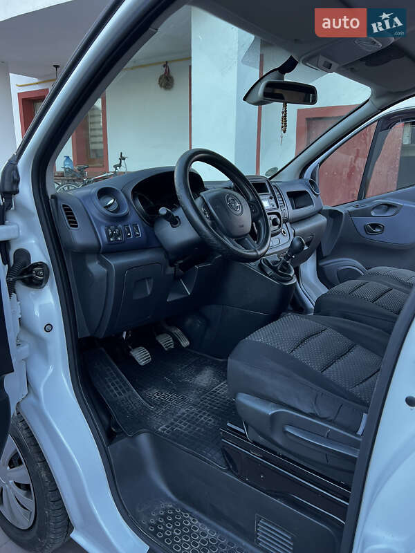 Грузовой фургон Opel Vivaro 2015 в Дублянах фото 14 Грузовой фургон Opel Vivaro 2015 в Дублянах