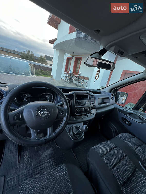 Грузовой фургон Opel Vivaro 2015 в Дублянах фото 18 Грузовой фургон Opel Vivaro 2015 в Дублянах