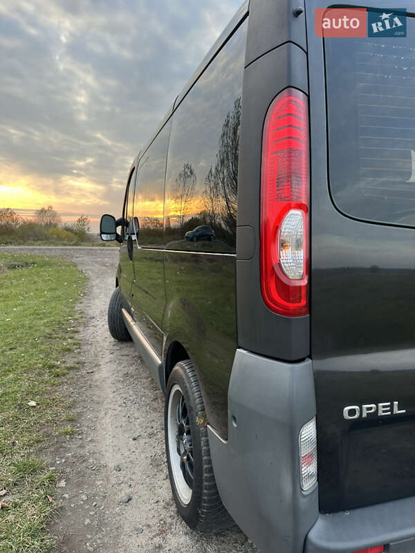 Минивэн Opel Vivaro 2007 в Ровно фото 3 Минивэн Opel Vivaro 2007 в Ровно