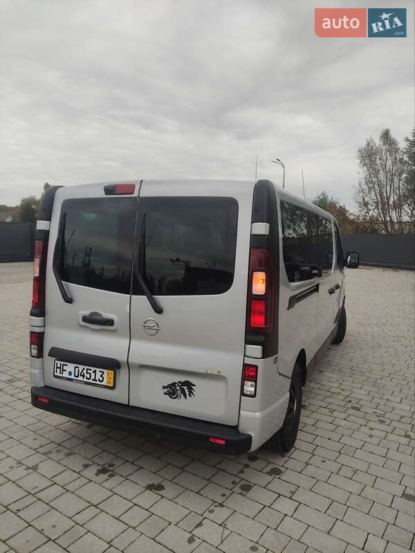 Минивэн Opel Vivaro 2015 в Бартатовом фото 16 Минивэн Opel Vivaro 2015 в Бартатовом