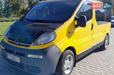Минивэн Opel Vivaro 2004 в Кицмани