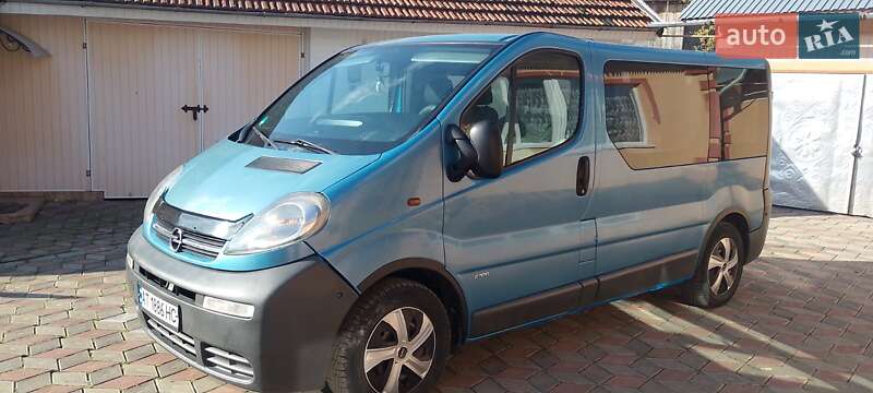 Opel Vivaro 2004 Opel Vivaro 2004
