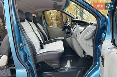 Минивэн Opel Vivaro 2006 в  фото 11 Минивэн Opel Vivaro 2006 в