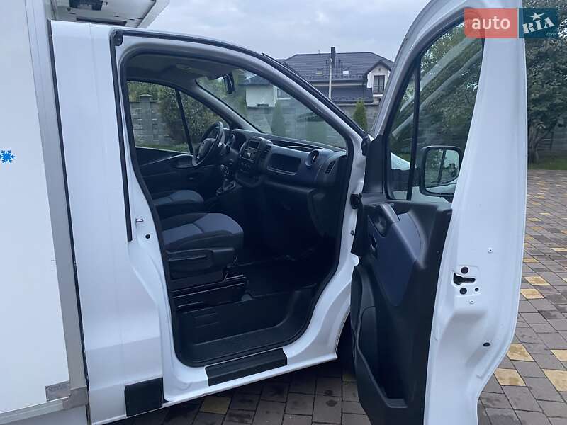 Інші вантажівки Opel Vivaro 2017 в Рівному фото 23 Інші вантажівки Opel Vivaro 2017 в Рівному