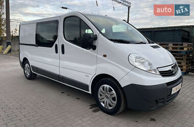 Минивэн Opel Vivaro 2012 в Дубно