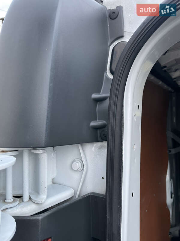 Минивэн Opel Vivaro 2012 в Дубно