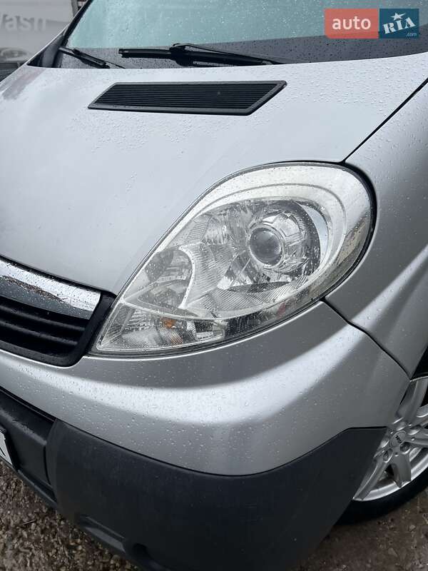 Мінівен Opel Vivaro 2008 в Стрию фото 13 Мінівен Opel Vivaro 2008 в Стрию