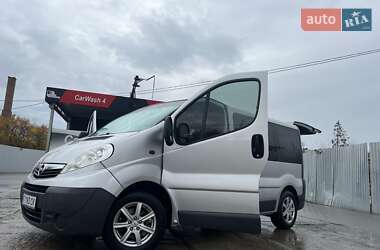 Мінівен Opel Vivaro 2008 в  фото 25 Мінівен Opel Vivaro 2008 в