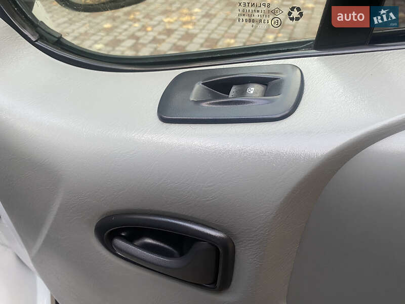 Минивэн Opel Vivaro 2006 в Трускавце фото 56 Минивэн Opel Vivaro 2006 в Трускавце