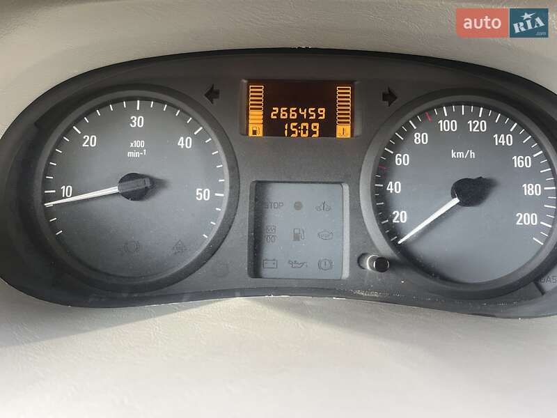 Мінівен Opel Vivaro 2008 в Львові фото 13 Мінівен Opel Vivaro 2008 в Львові