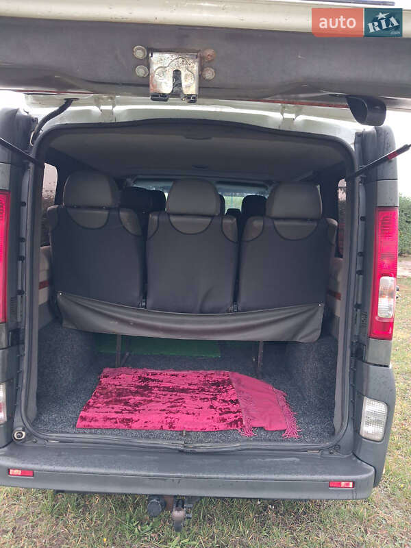 Минивэн Opel Vivaro 2007 в Валках