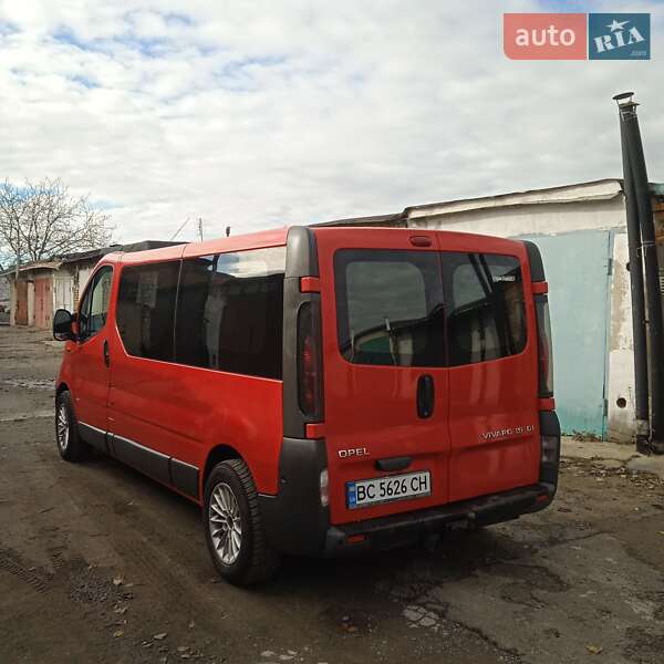 Мінівен Opel Vivaro 2002 в Рівному фото 6 Мінівен Opel Vivaro 2002 в Рівному