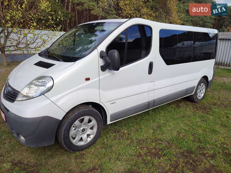 Минивэн Opel Vivaro 2011 в Дубно