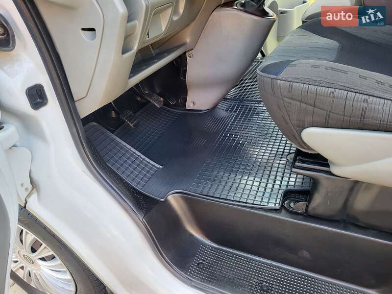 Мінівен Opel Vivaro 2006 в Хмельницькому фото 51 Мінівен Opel Vivaro 2006 в Хмельницькому