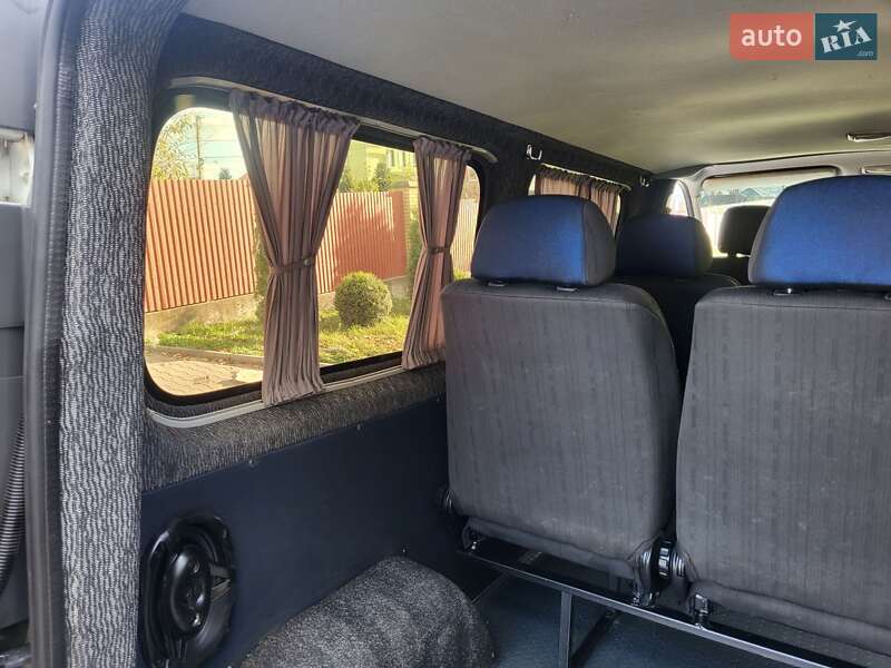 Мінівен Opel Vivaro 2006 в Хмельницькому фото 66 Мінівен Opel Vivaro 2006 в Хмельницькому