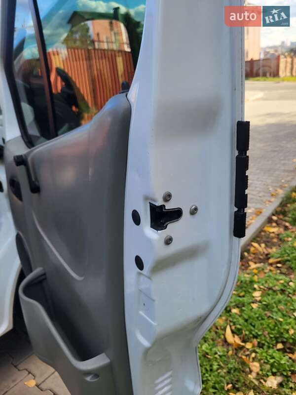 Мінівен Opel Vivaro 2006 в Хмельницькому фото 85 Мінівен Opel Vivaro 2006 в Хмельницькому