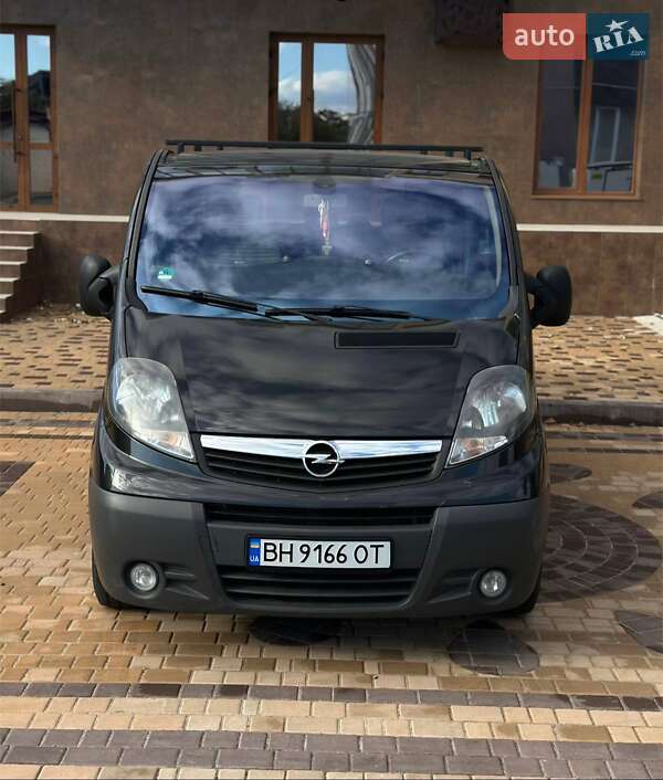 Минивэн Opel Vivaro 2014 в Измаиле фото 3 Минивэн Opel Vivaro 2014 в Измаиле