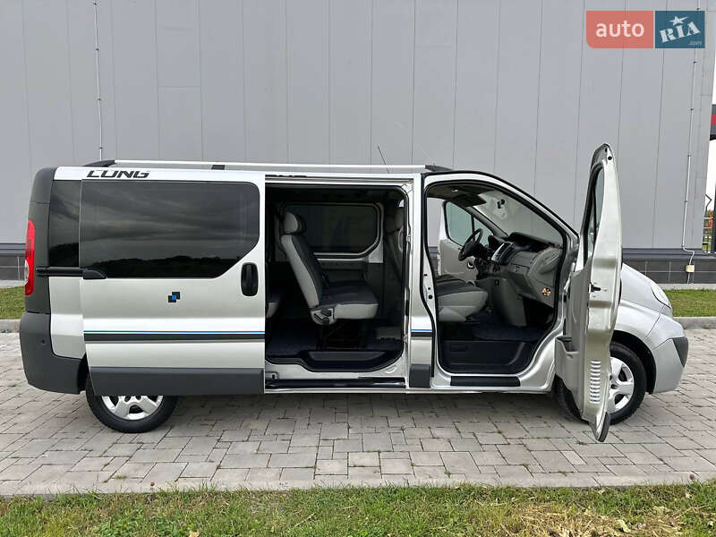 Минивэн Opel Vivaro 2014 в Ровно фото 11 Минивэн Opel Vivaro 2014 в Ровно