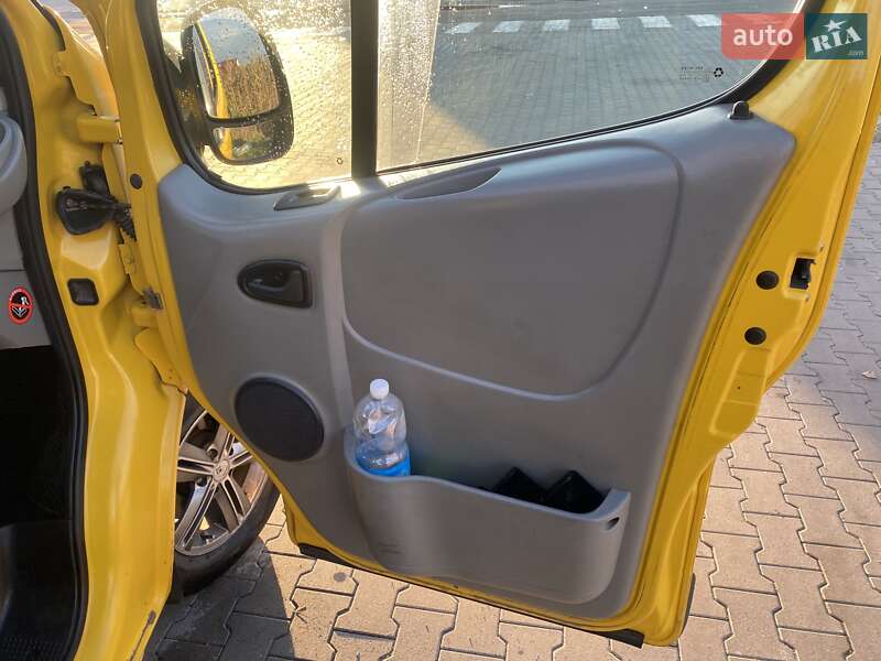 Минивэн Opel Vivaro 2006 в Тростянце фото 6 Минивэн Opel Vivaro 2006 в Тростянце