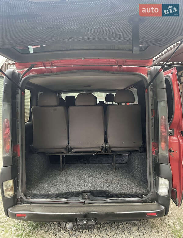 Минивэн Opel Vivaro 2004 в Рахове