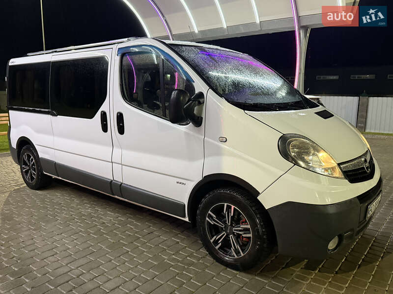 Минивэн Opel Vivaro 2010 в Бережанах