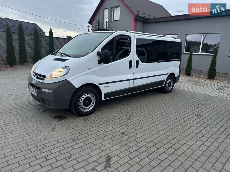 Минивэн Opel Vivaro 2005 в Луцке фото 2 Минивэн Opel Vivaro 2005 в Луцке