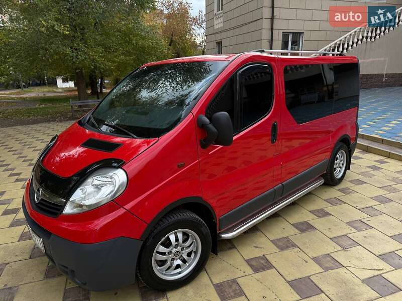 Минивэн Opel Vivaro 2008 в Кривом Роге фото 2 Минивэн Opel Vivaro 2008 в Кривом Роге