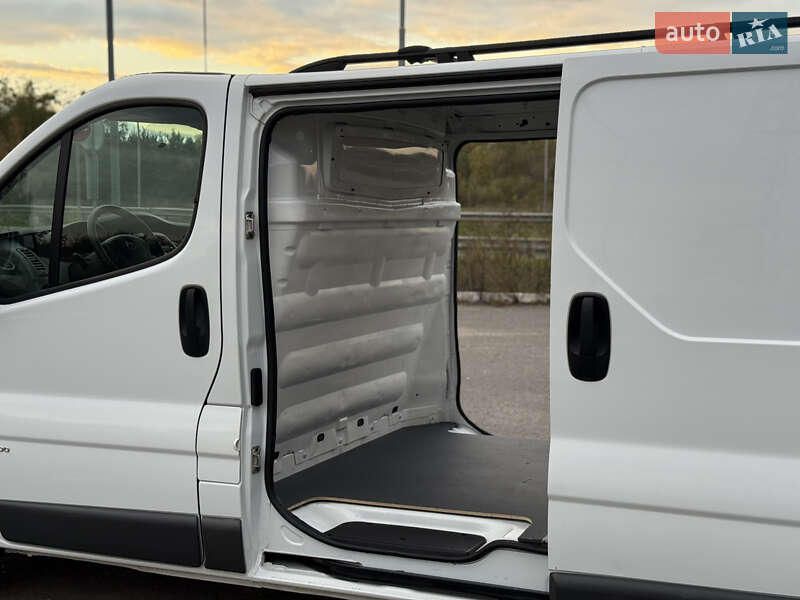 Грузовой фургон Opel Vivaro 2014 в Радивилове фото 33 Грузовой фургон Opel Vivaro 2014 в Радивилове