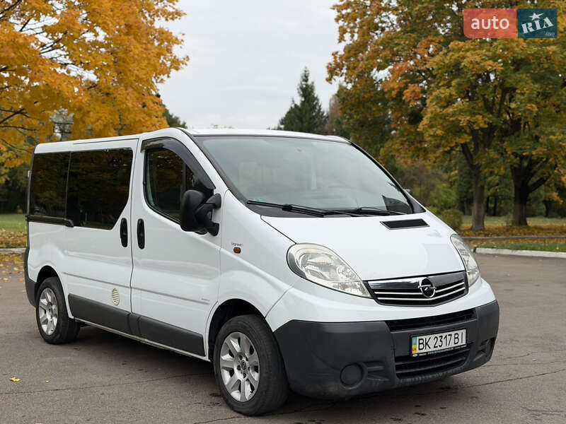 Минивэн Opel Vivaro 2006 в Ровно фото 10 Минивэн Opel Vivaro 2006 в Ровно