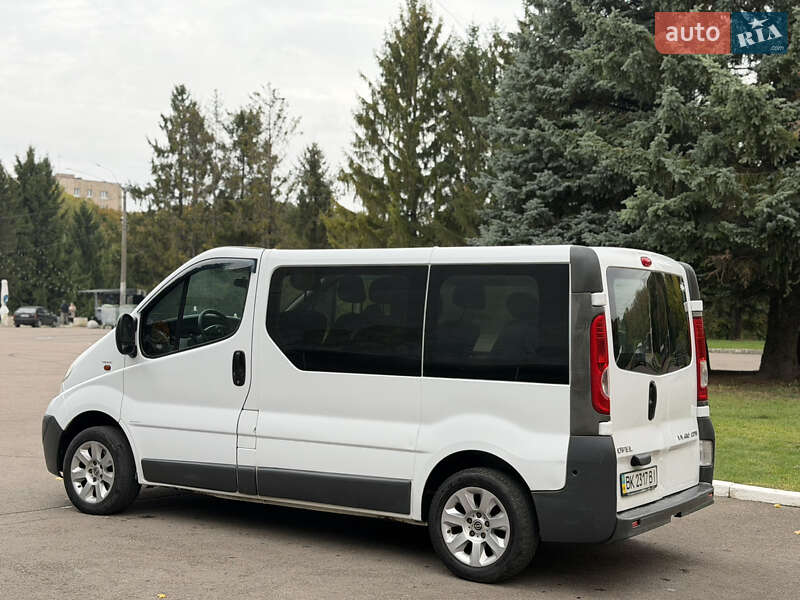 Минивэн Opel Vivaro 2006 в Ровно фото 29 Минивэн Opel Vivaro 2006 в Ровно