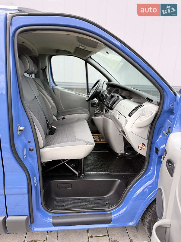 Минивэн Opel Vivaro 2009 в Ровно фото 22 Минивэн Opel Vivaro 2009 в Ровно