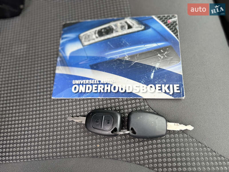 Минивэн Opel Vivaro 2009 в Ровно фото 27 Минивэн Opel Vivaro 2009 в Ровно