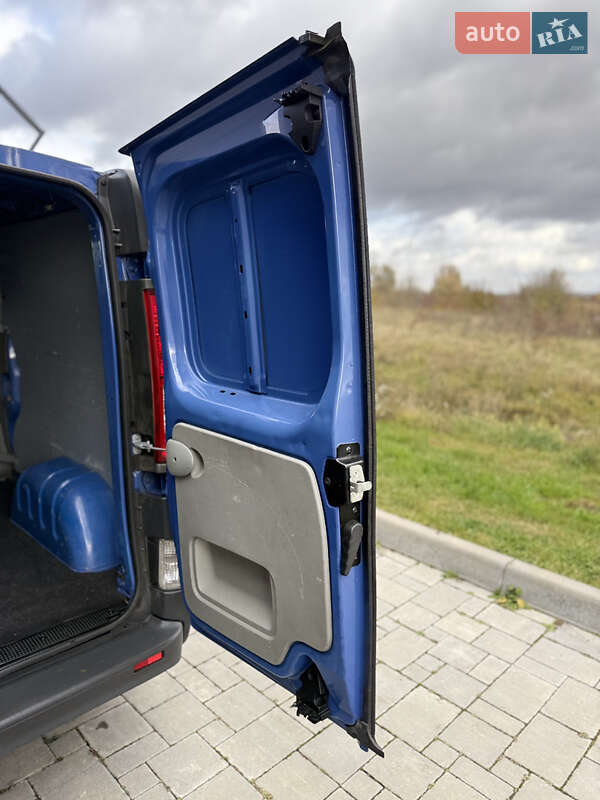 Минивэн Opel Vivaro 2009 в Ровно фото 32 Минивэн Opel Vivaro 2009 в Ровно