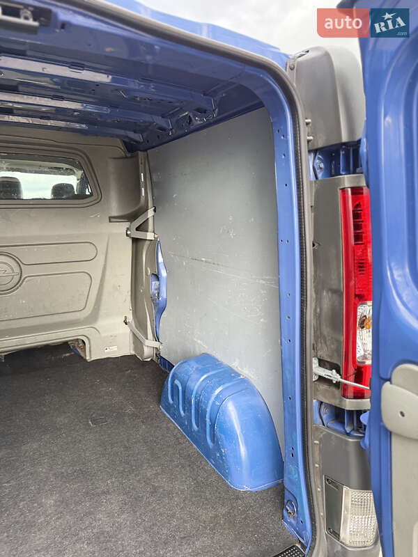 Минивэн Opel Vivaro 2009 в Ровно фото 35 Минивэн Opel Vivaro 2009 в Ровно