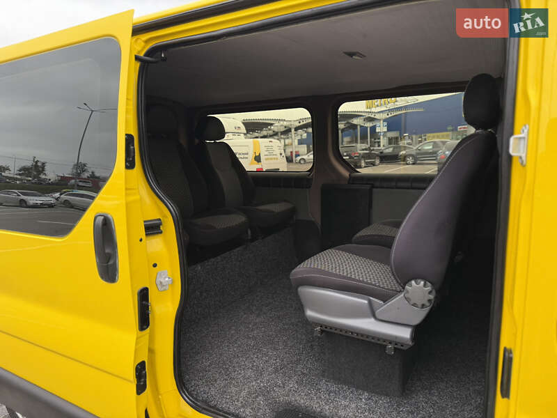 Минивэн Opel Vivaro 2009 в Виннице