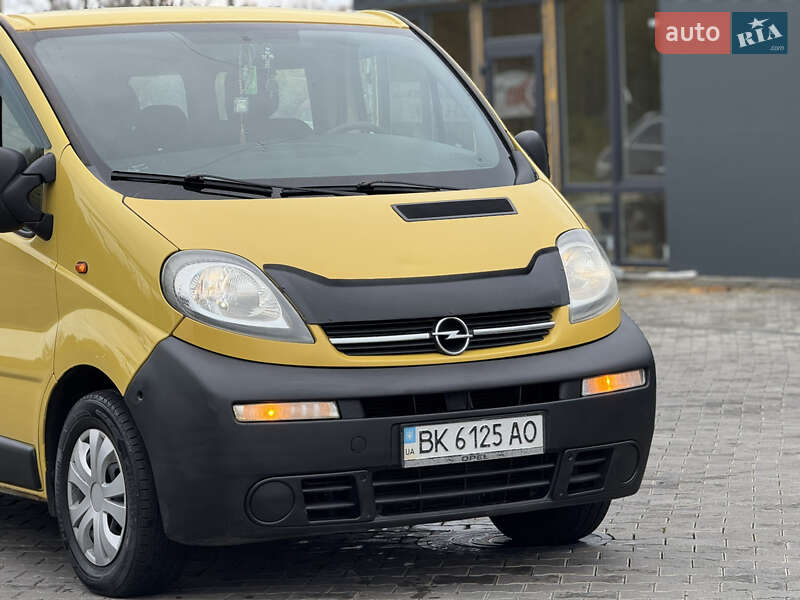 Минивэн Opel Vivaro 2004 в Звягеле фото 5 Минивэн Opel Vivaro 2004 в Звягеле