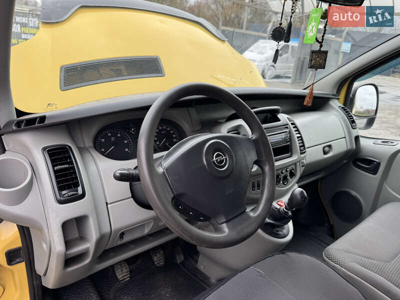 Минивэн Opel Vivaro 2004 в Звягеле фото 30 Минивэн Opel Vivaro 2004 в Звягеле