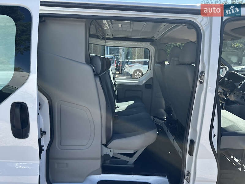 Мінівен Opel Vivaro 2014 в Рівному