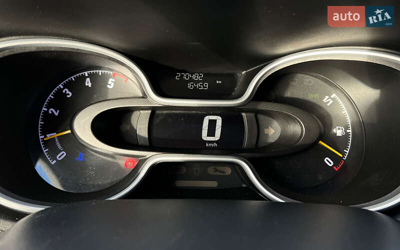 Мінівен Opel Vivaro 2015 в Львові