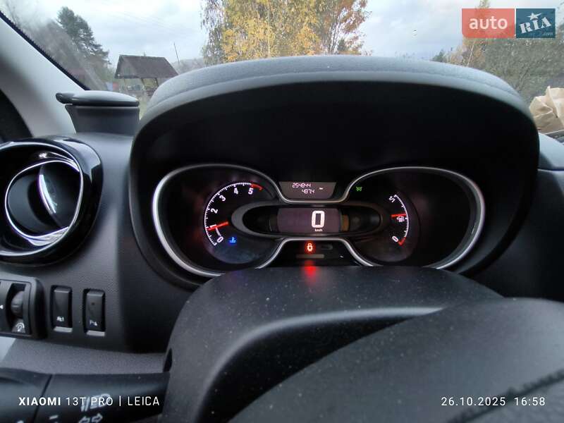 Минивэн Opel Vivaro 2017 в Ивано-Франковске