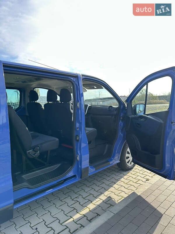Мінівен Opel Vivaro 2015 в Ковелі