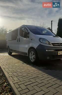 Грузовой фургон Opel Vivaro 2002 в Луцке