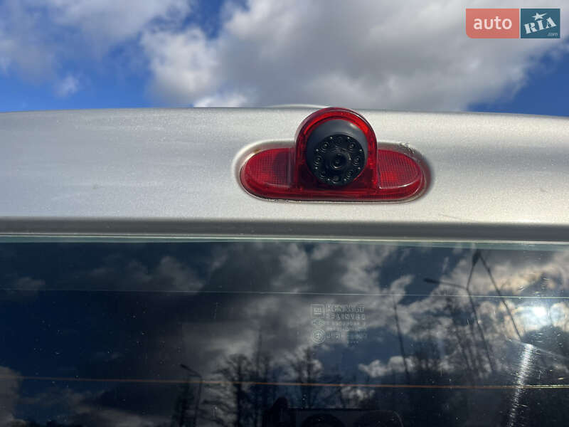 Минивэн Opel Vivaro 2004 в Буче фото 10 Минивэн Opel Vivaro 2004 в Буче