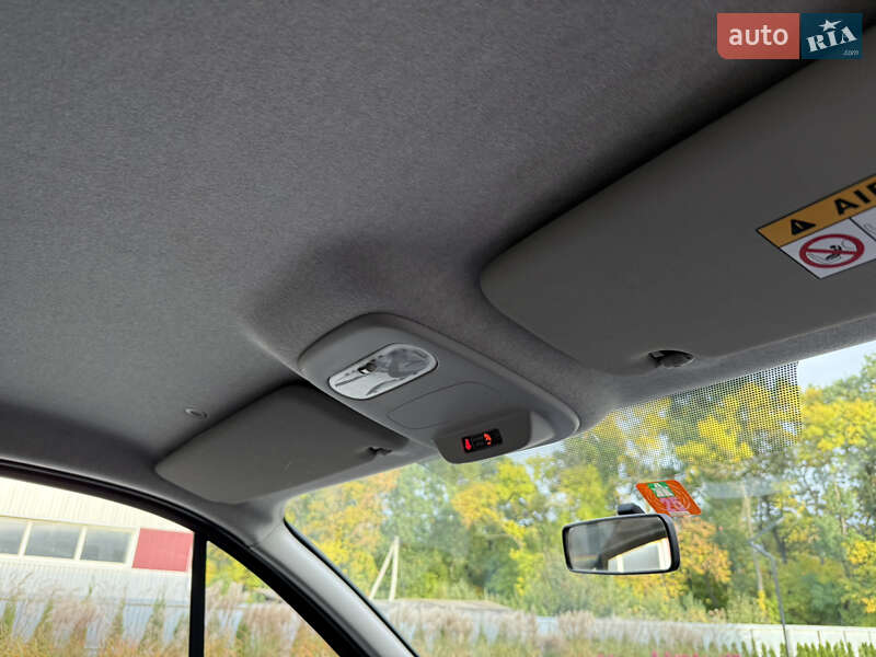 Минивэн Opel Vivaro 2015 в Луцке