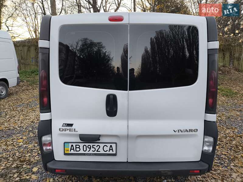 Минивэн Opel Vivaro 2006 в Виннице